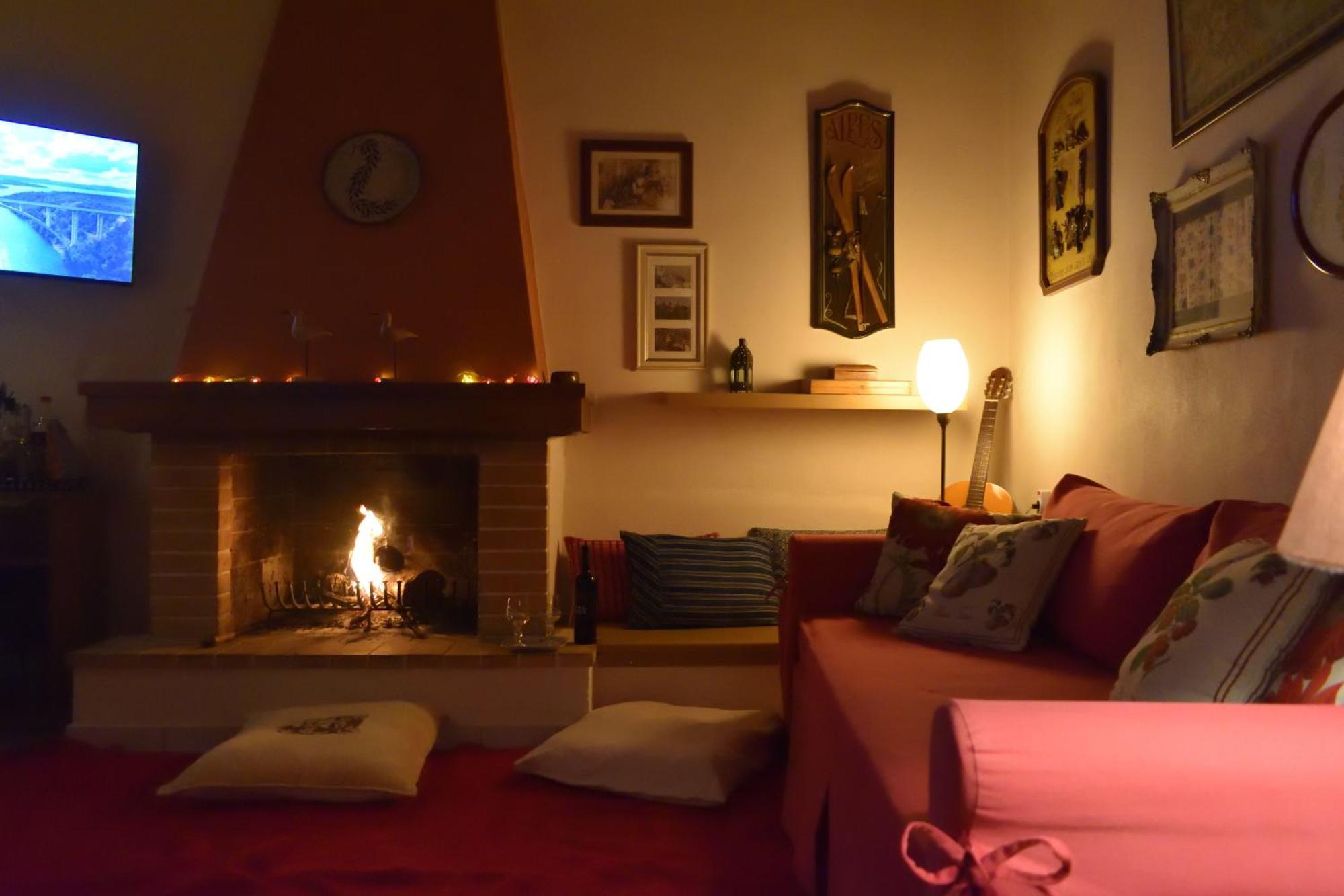 Holiday Cottage Lílaia Екстериор снимка