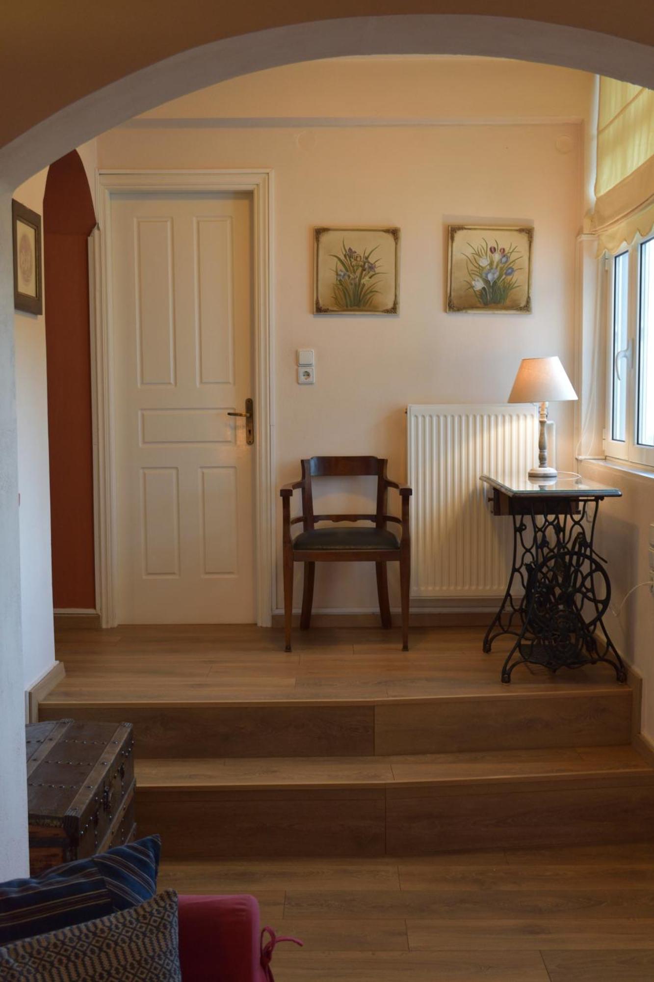 Holiday Cottage Lílaia Екстериор снимка