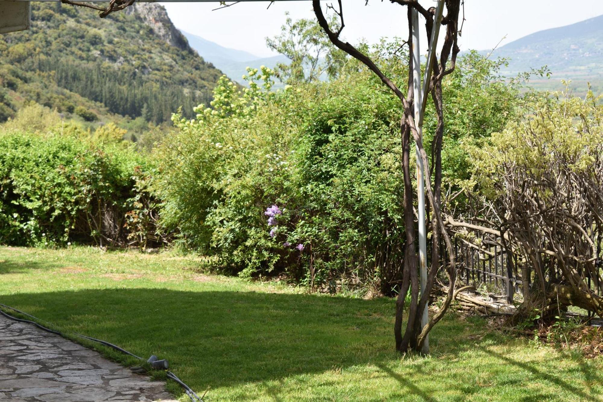 Holiday Cottage Lílaia Екстериор снимка