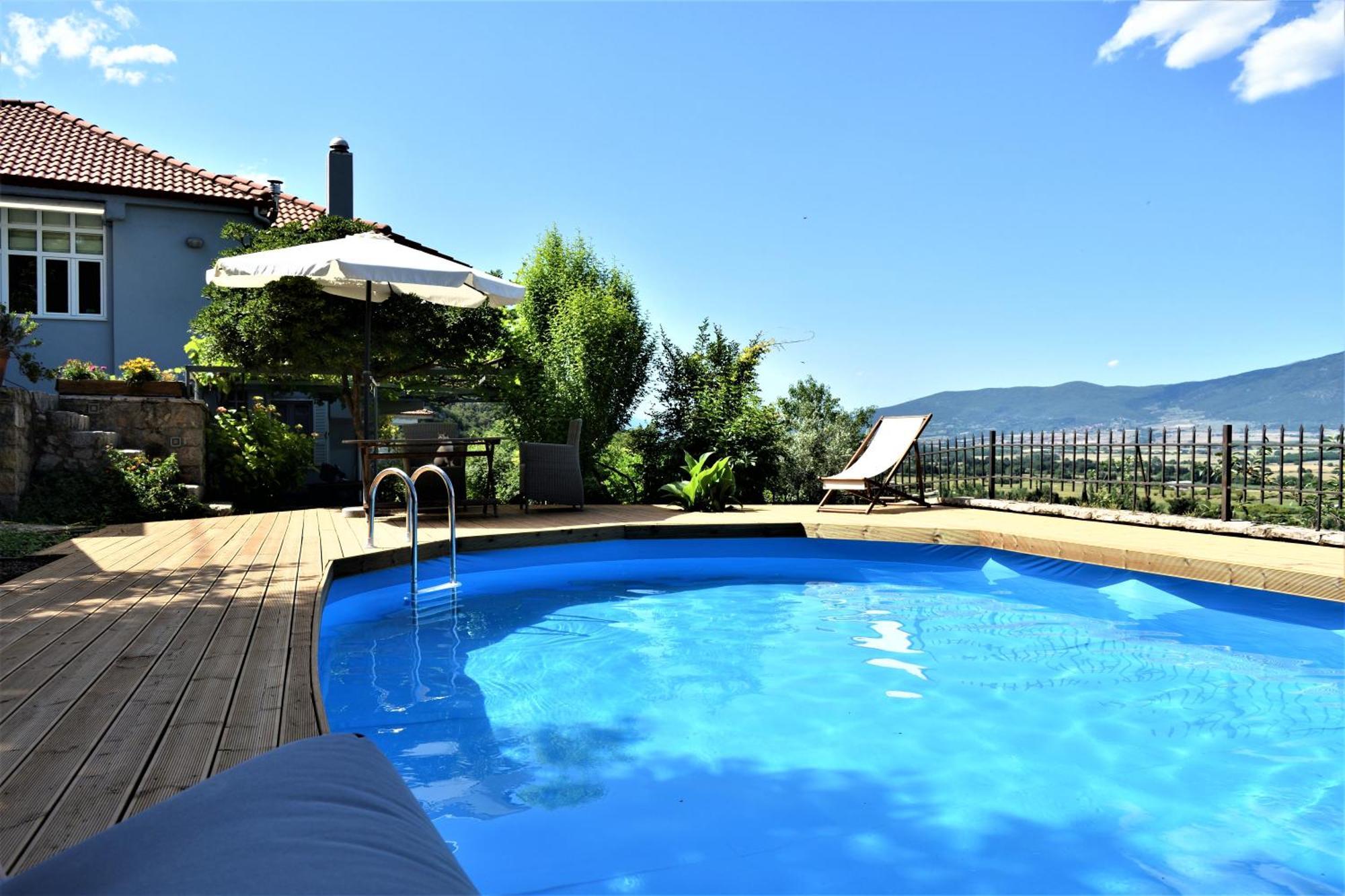 Holiday Cottage Lílaia Екстериор снимка